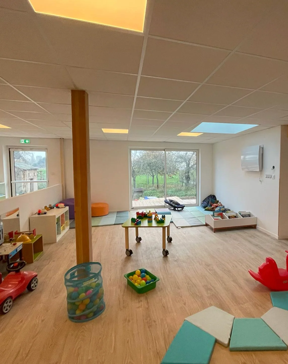 Micro crèche cocotte et capuche proche de Tours à La Riche